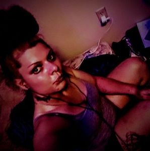 Meet your Posher, Bri